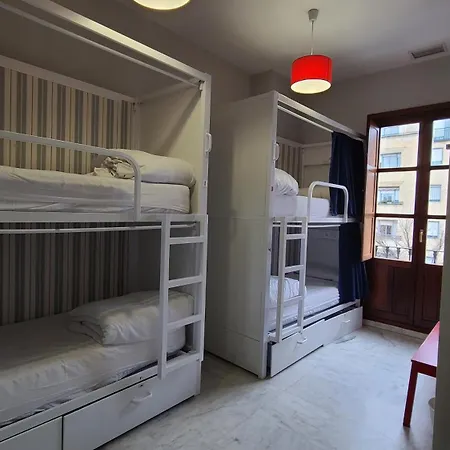 New Samay Hostel Seville