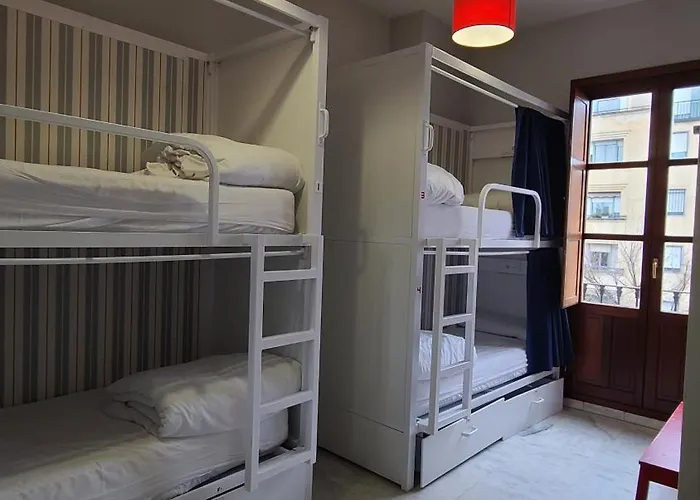 New Samay Hostel Seville